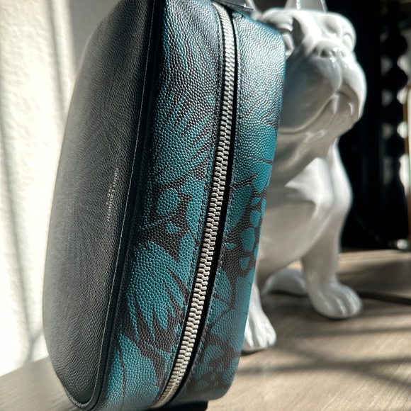 YSL Toiletry/Makeup/Cosmetic Pouch - Picture 5 of 16